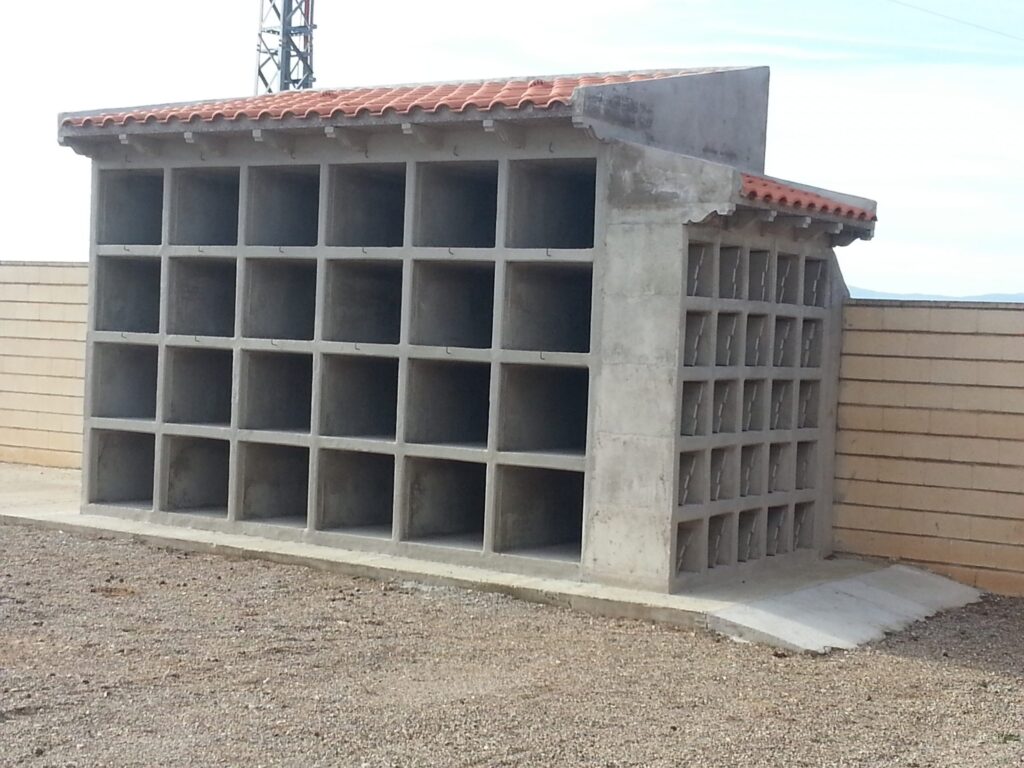 BLOQUE 24 NICHOS - 25 COLUMBARIOS 