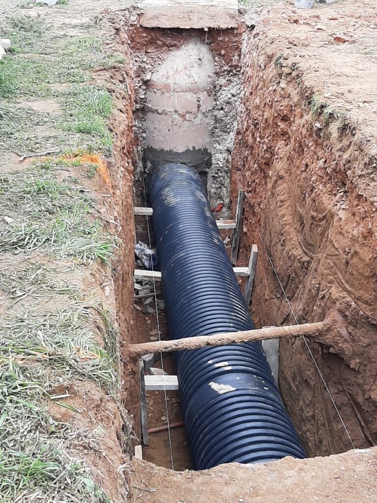 POZO BOMBEO CONEXION RED VERTIDO CON LA EBAR (LA ALMUNIA)
